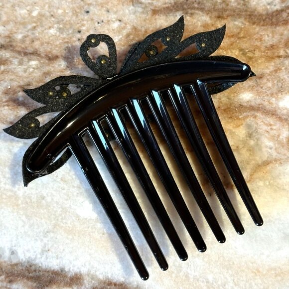 Oversized Pink Crystal Rhinestone Flower Hair Comb Black Acrylic Base Felt Back - Picture 2 of 2